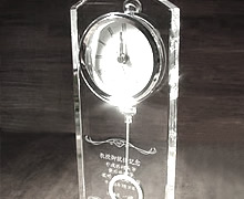 開業祝2位の映える記念のクリスタル時計