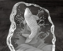 就任祝い人気5位、鯉のガラス工芸クリスタルオブジェ