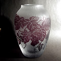 つぼ型花瓶　葡萄