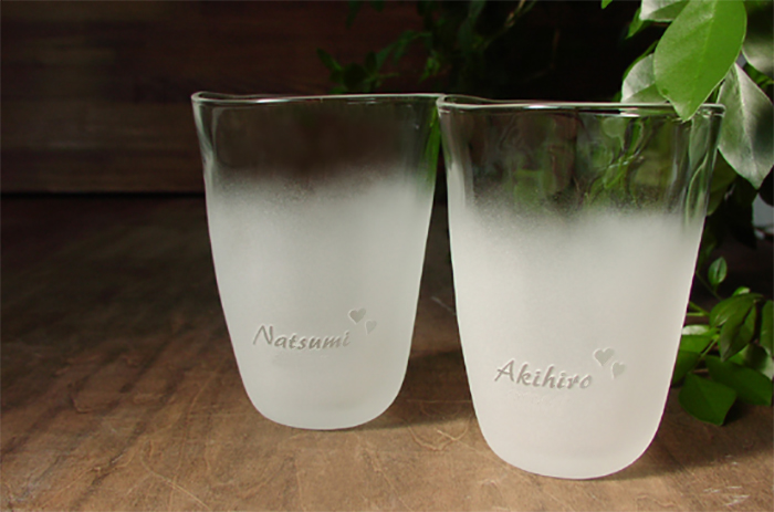 後輩の結婚祝いに贈るペアグラス